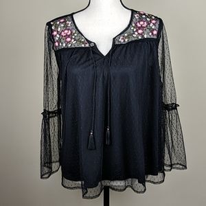 ⚡ Cute flowy top